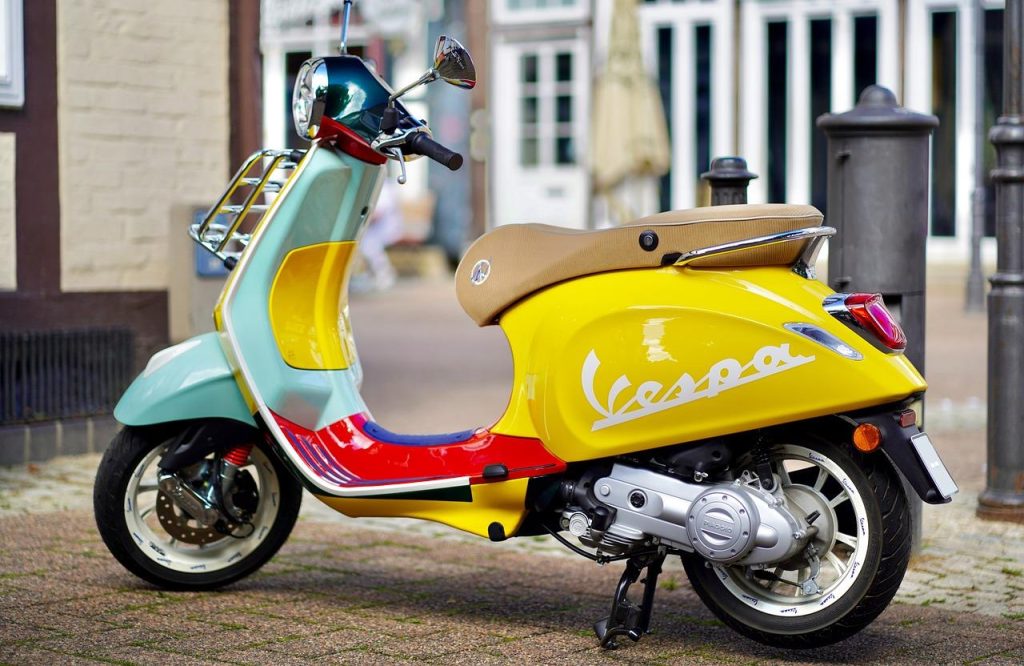 Praktische tips voor het kiezen van de juiste scooter of motor, inclusief behoeften bepalen en proefrit maken