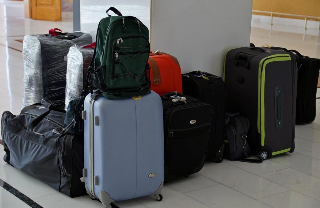 Selectie van moderne koffers in Uden van topmerken Samsonite en American Tourister in verschillende kleuren en maten